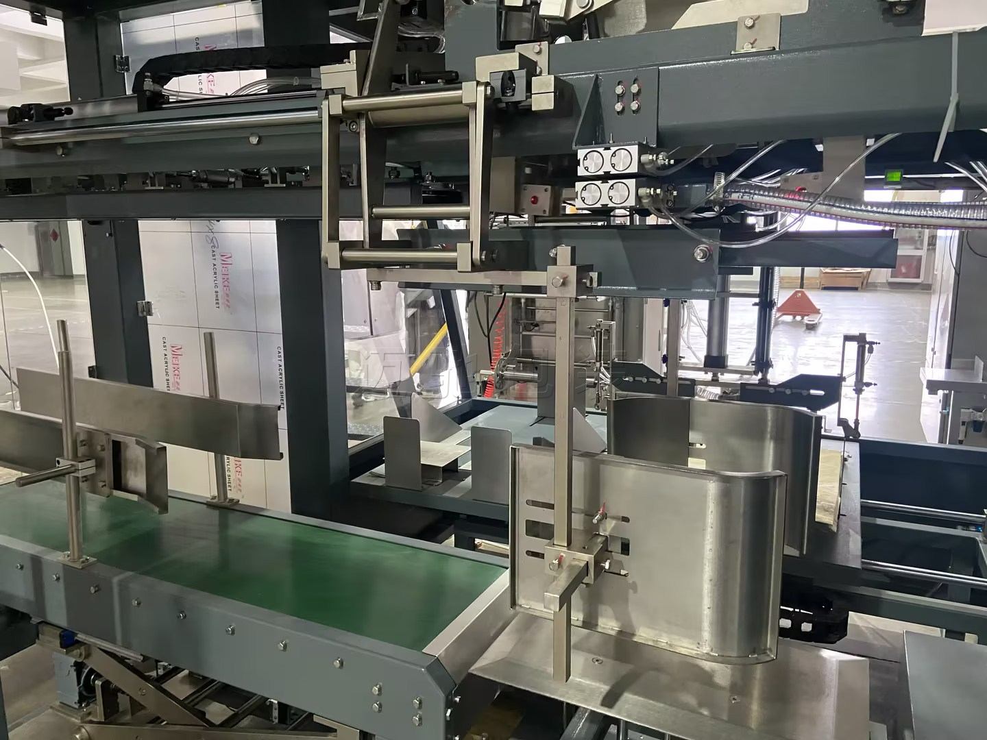 原料药包装机自动化革新，助力制药行业高效合规生产